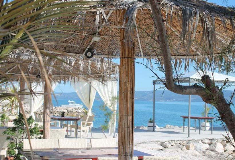 هتل Apartments Vukovic