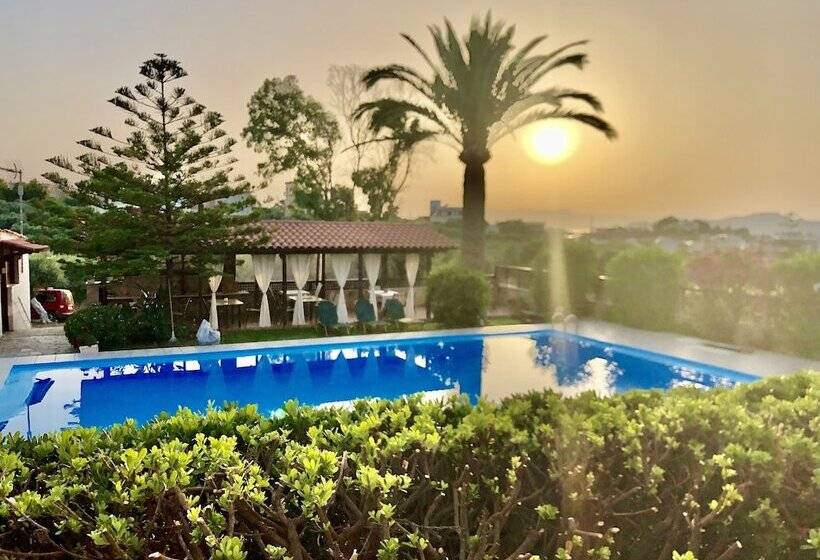 호텔 Argo Apartments