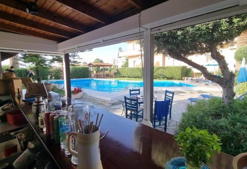 호텔 Argo Apartments