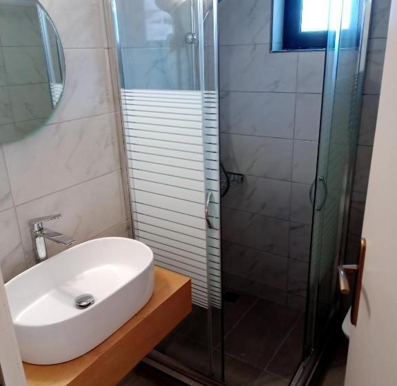 호텔 Argo Apartments