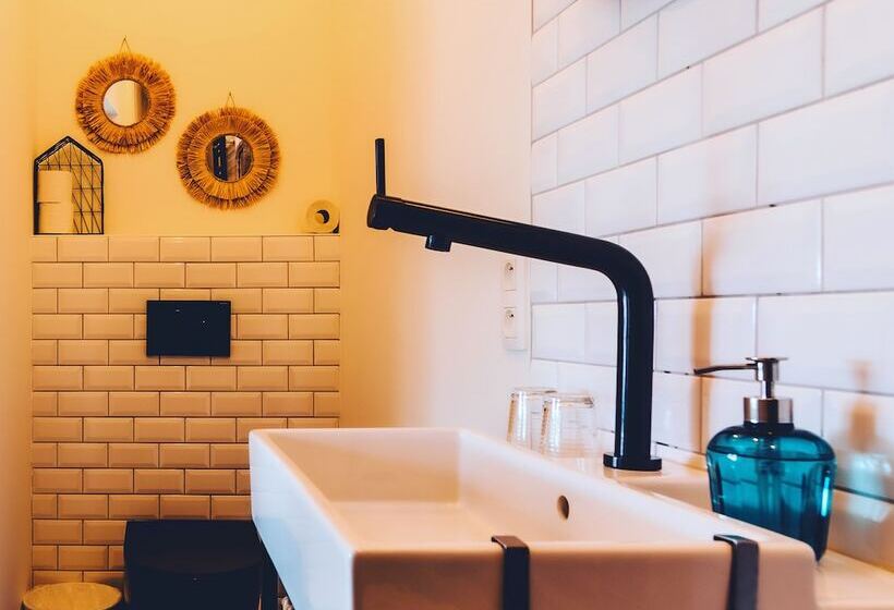 ホテル Au Nom De Dieu