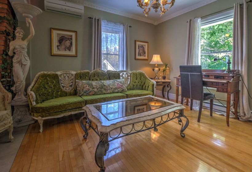 בית מלון כפרי Auberge Marquis De Montcalm