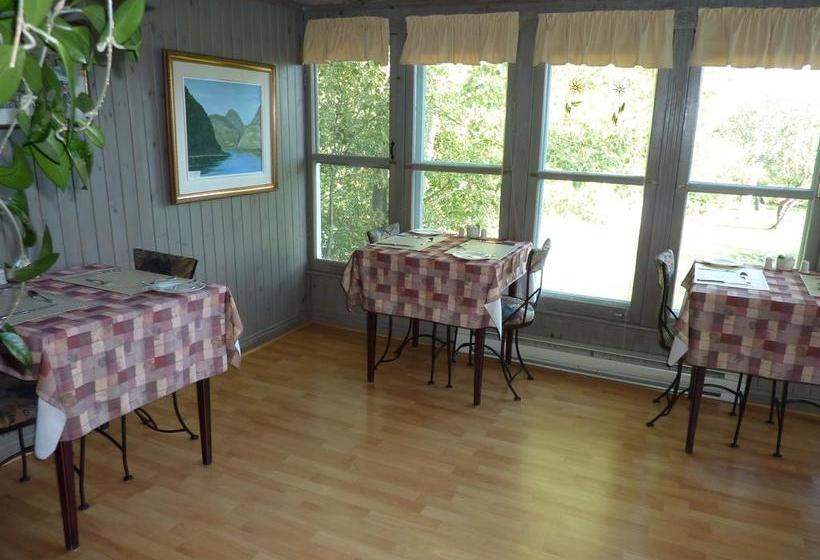 Отель Auberge Petite Plaisance