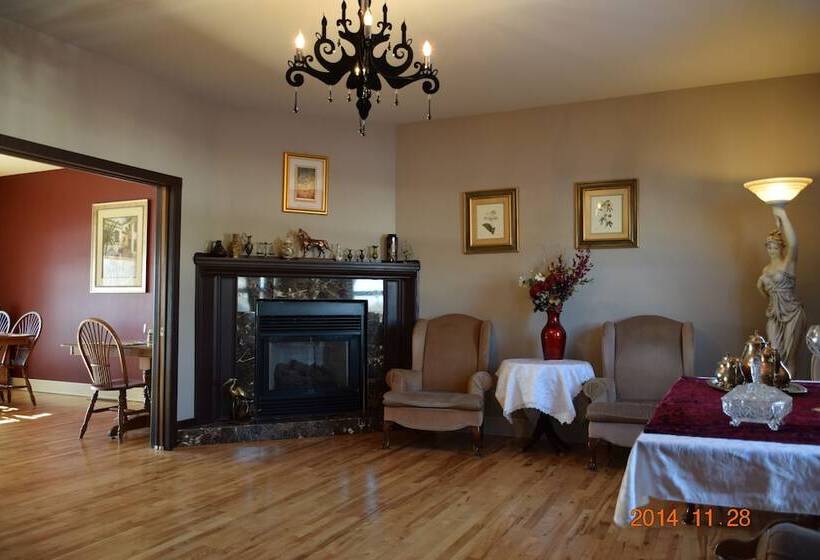 فندق Auberge Wild Rose Inn