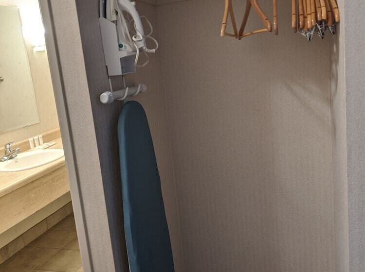 Отель Vaughan Inn