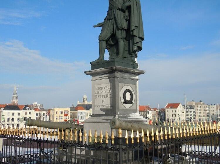 هتل Belgische Loodsensociëteit