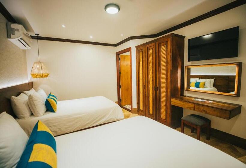 فندق Bosque Del Mar Playa Hermosa