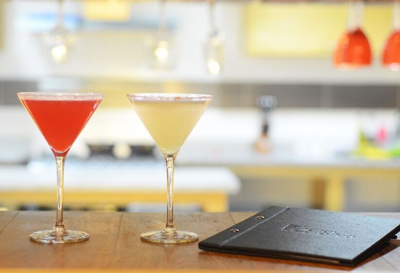 هتل Boutique Casa Carolina