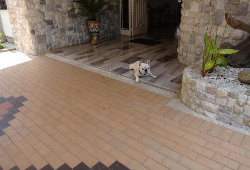 هتل Boutique Casa Lomanti