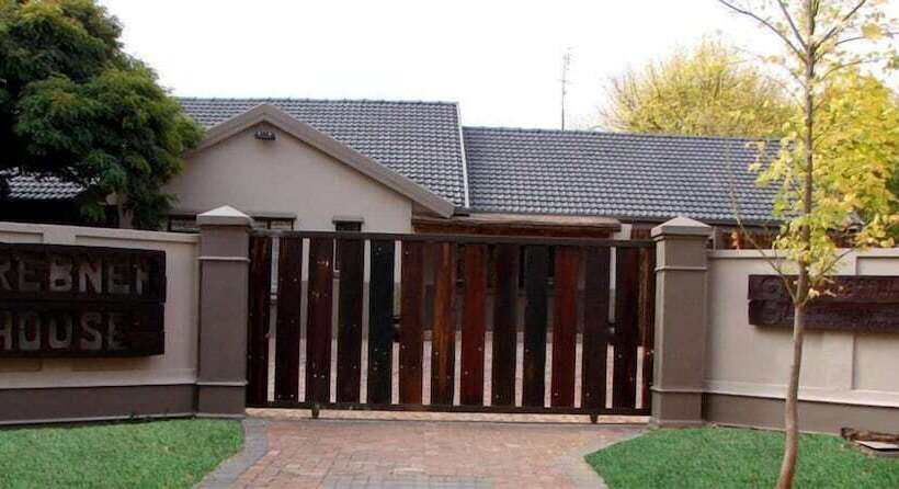 فندق Brebner House B&b