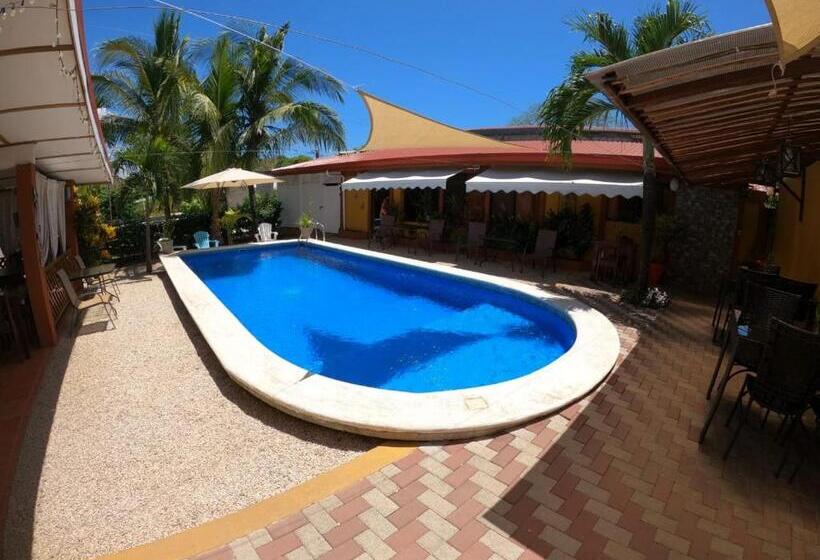 호텔 Cabinas El Colibri