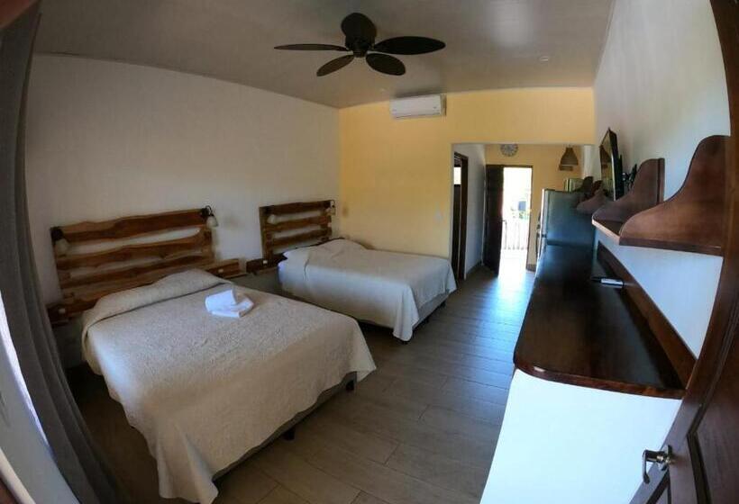 호텔 Cabinas El Colibri