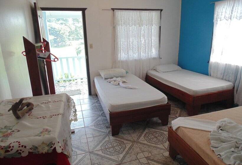 酒店 Cabinas Miss Miriam 2