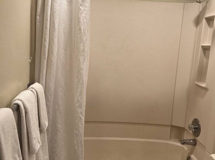 فندق Capri Motor Inn