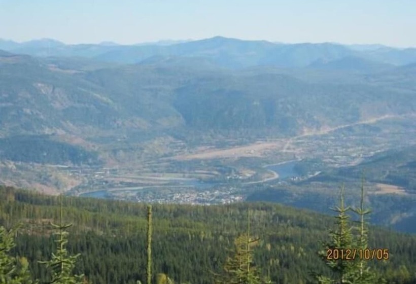 בית מלון כפרי Chameleon