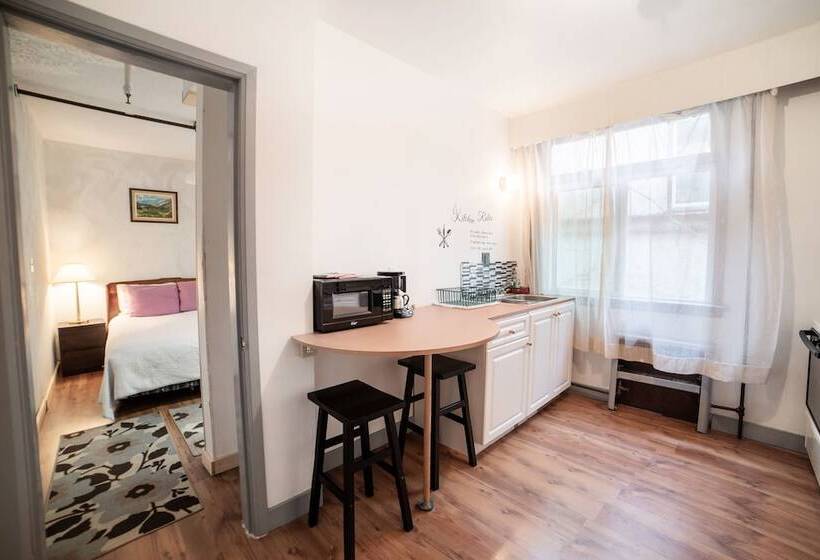 בית מלון כפרי Chameleon