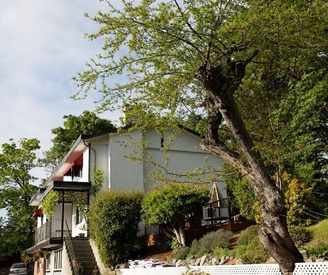 호텔 Cherry Tree Inn Victoria