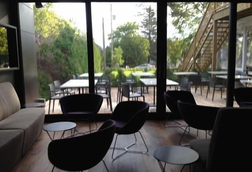 Отель Chez Truchon Bistro Auberge