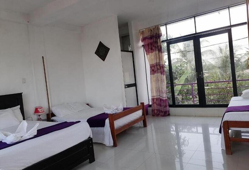 هتل Chimicuas House