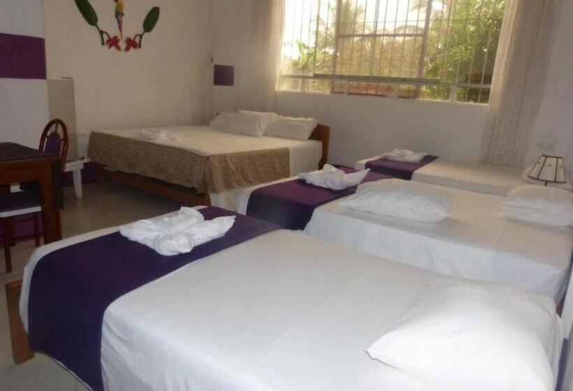 هتل Chimicuas House