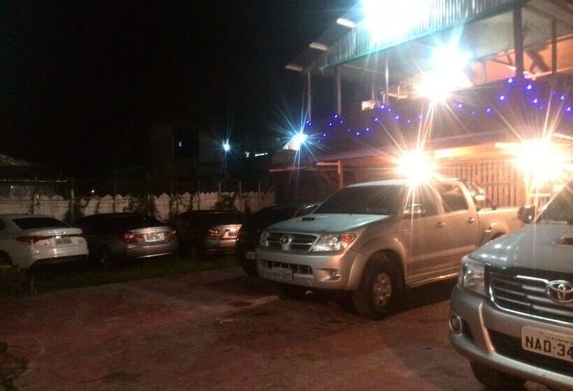 هتل Chimicuas House