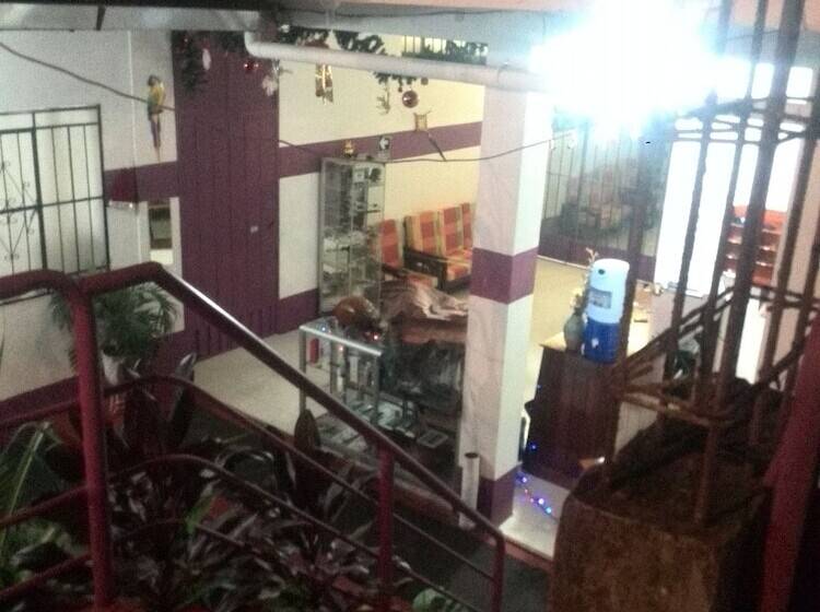 هتل Chimicuas House