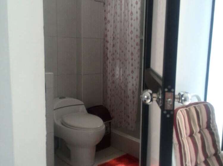 هتل Chimicuas House