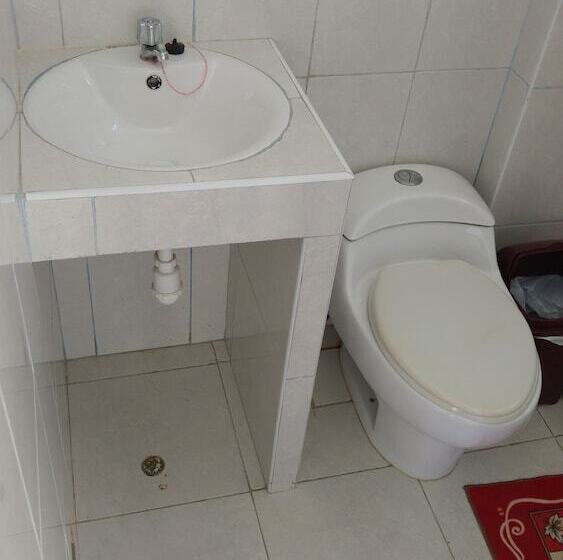 هتل Chimicuas House