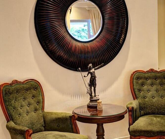 호텔 Cinnamon Boutique Guest House