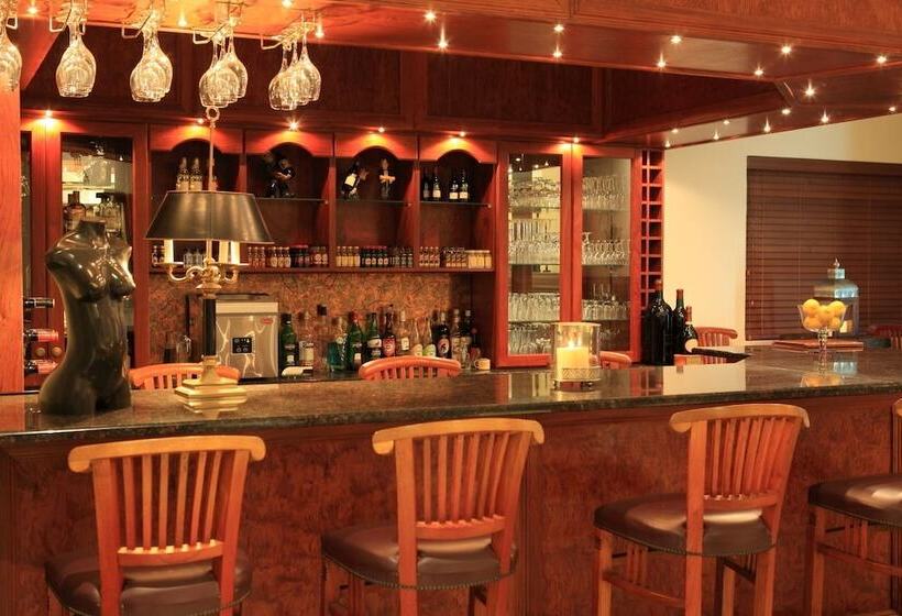 호텔 Cinnamon Boutique Guest House