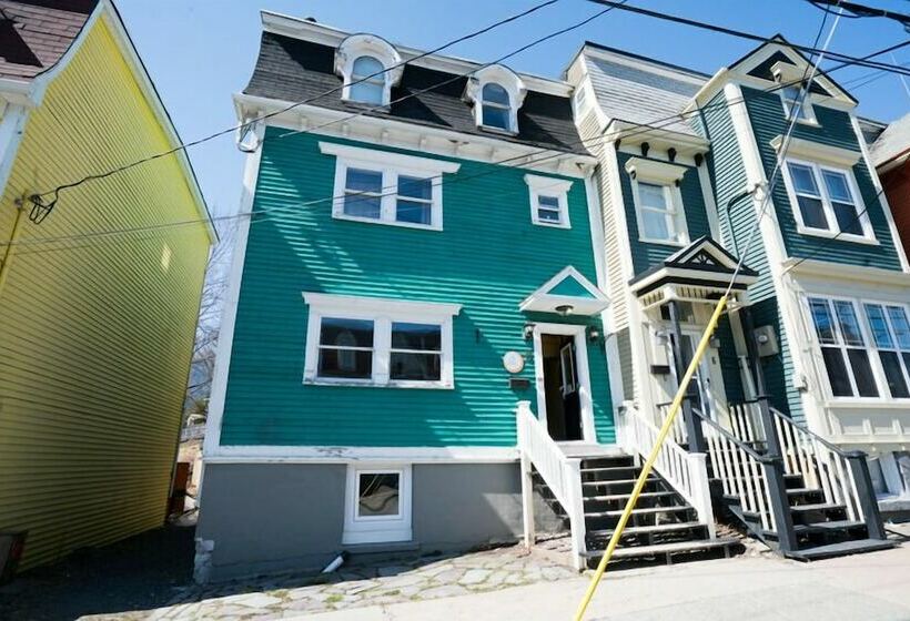 فندق City Hostel Hi St.john S