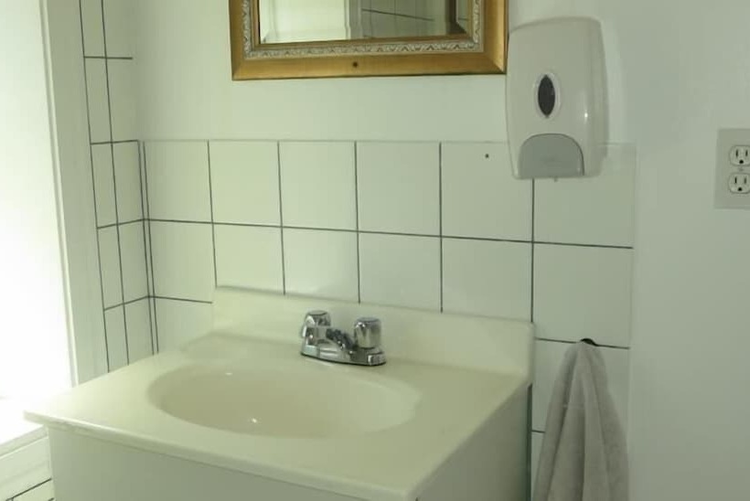 호텔 C&n Backpackers Hostel Vancouver