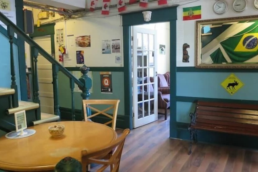 호텔 C&n Backpackers Hostel Vancouver