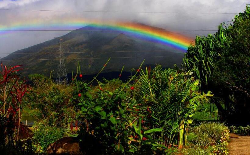 Colinas Del Miravalles Hotel & Hot Springs