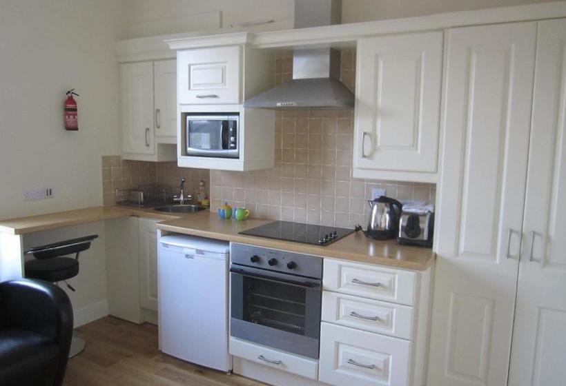 فندق College View Apartments