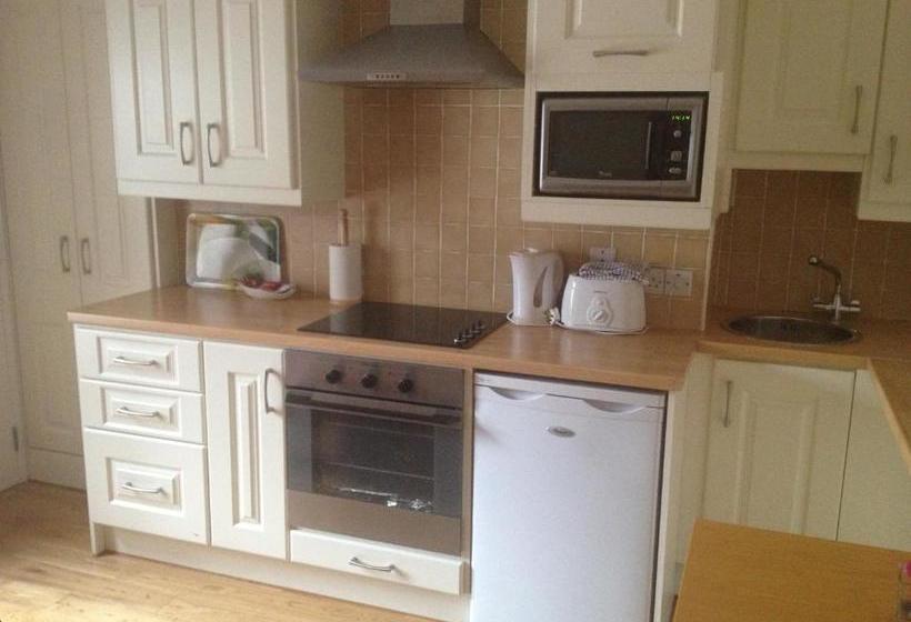 فندق College View Apartments