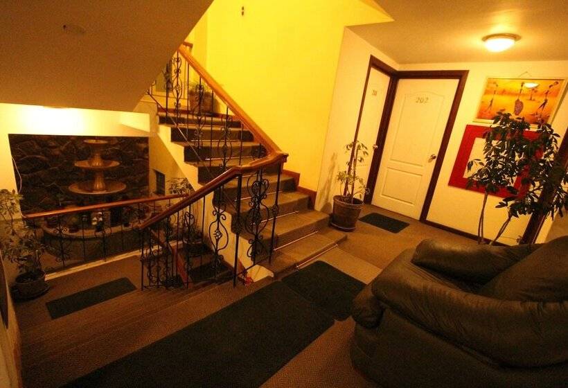 Отель Cordelius