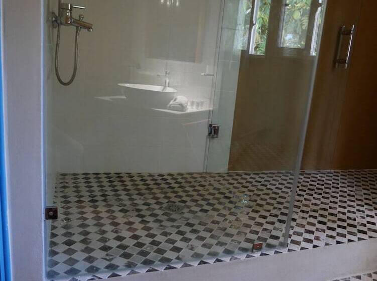 בית מלון כפרי Costarena Beach