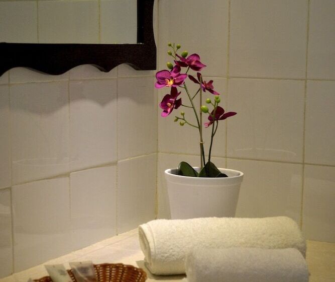 בית מלון כפרי Costarena Beach