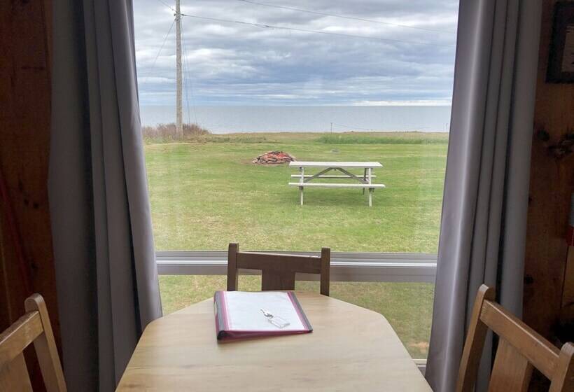 فندق Cottages On Pei Oceanfront