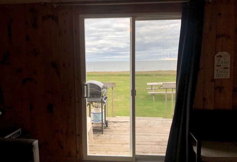 Szálloda Cottages On Pei Oceanfront