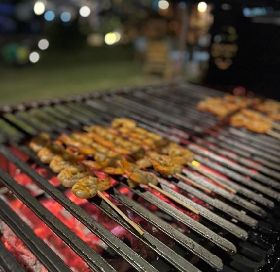 בית מלון כפרי Dolphin