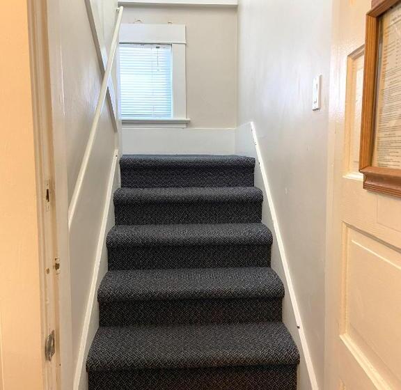 酒店 Douglas Guest House