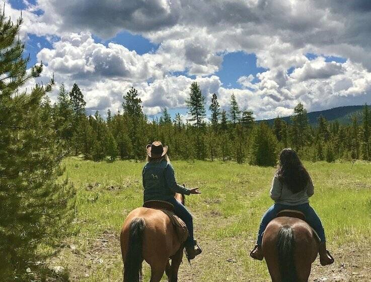 فندق Dream Haven Guest Ranch