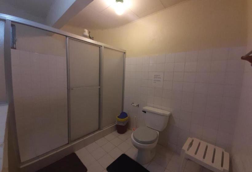 فندق Hostel Tajalín