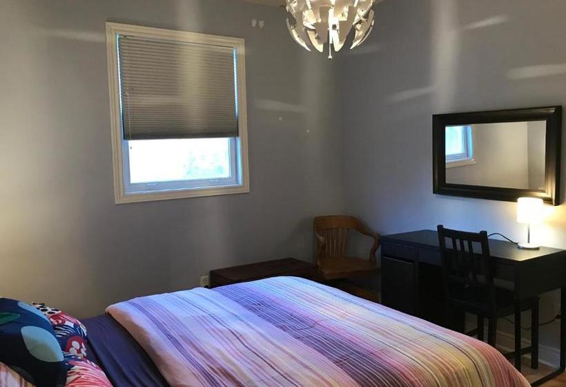 Отель Executive Underground Apartment