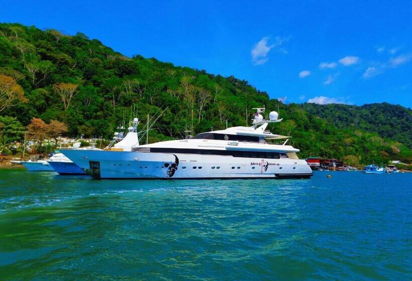 فندق Fish Hook Marina