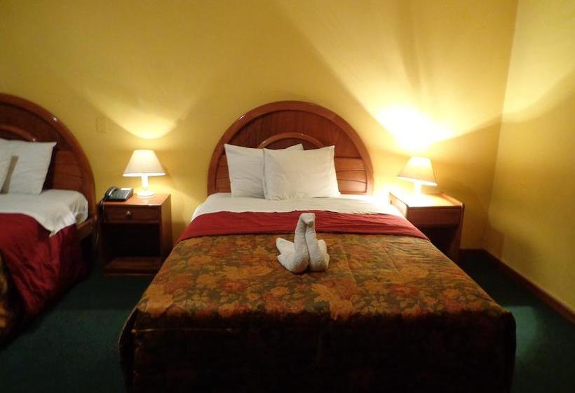 Отель Francis Puno