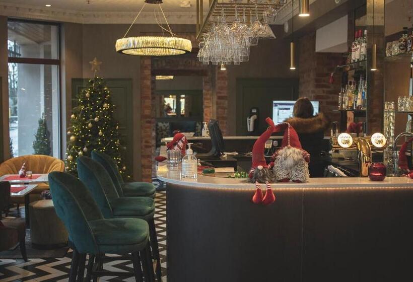 فندق Fredrikstad