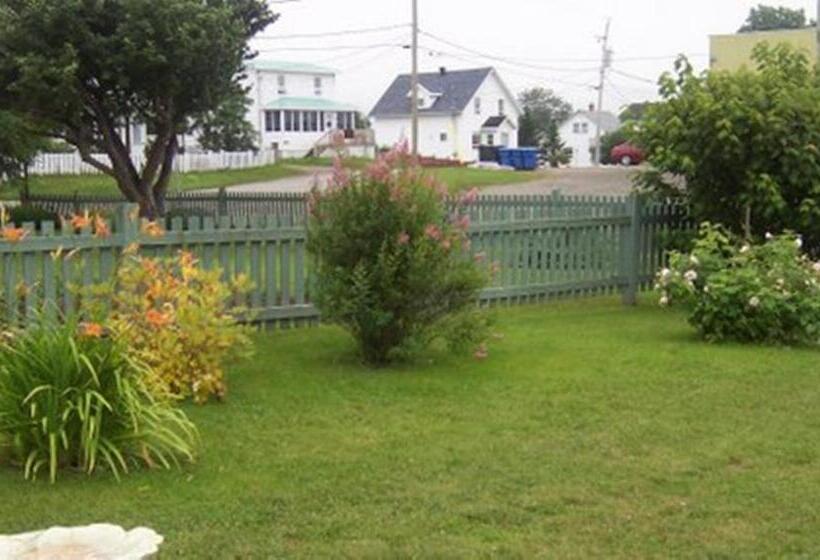 호텔 Gite La Ptite Falaise Hébergement Touristique